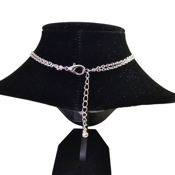 Double Layered Silver‎ Plated Necklace With Black Acrylic Heart Pendants Elegant - Picture 5 of 6